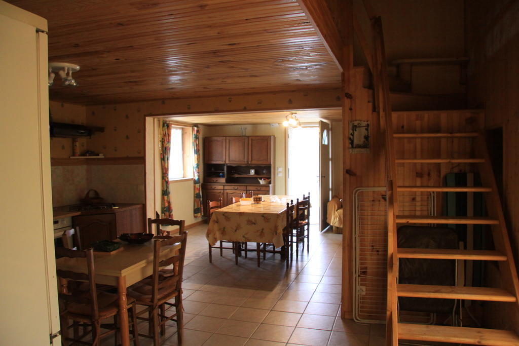 Gite Chez Coste Gilles Saint-Privat-du-Dragon Buitenkant foto